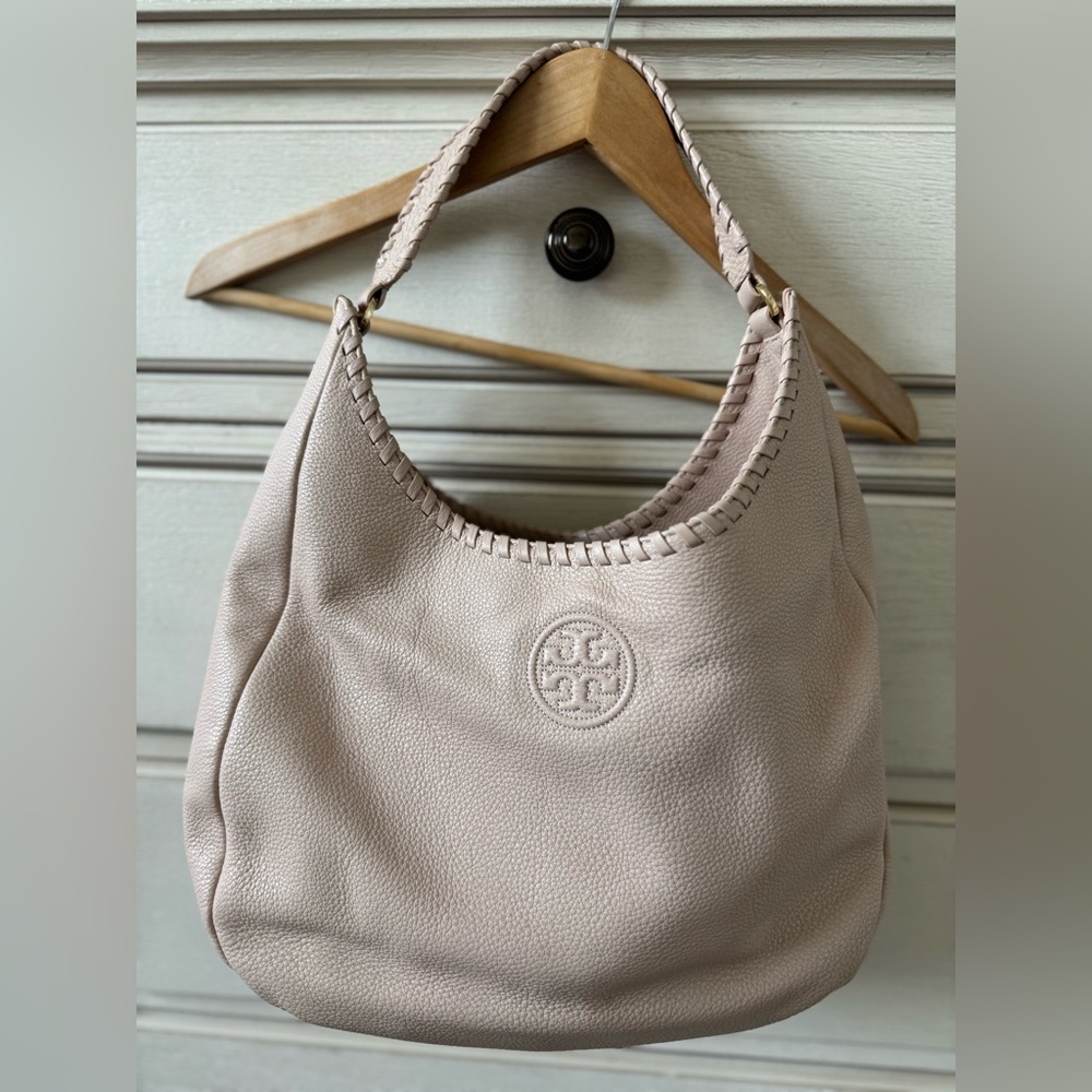 Tory Burch rare pebbled leather purse